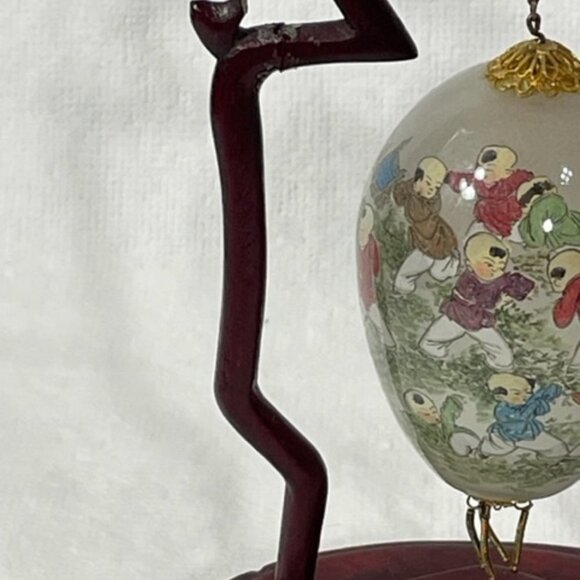 Vintage Chinese reverse painted egg with wooden stand. - Picture 6 of 8